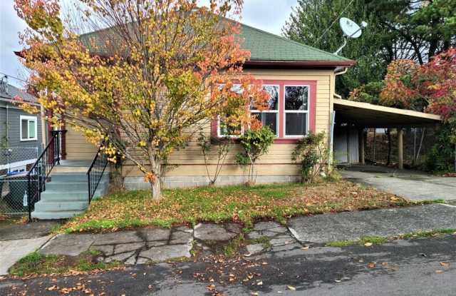 2612 S Grand St photos photos