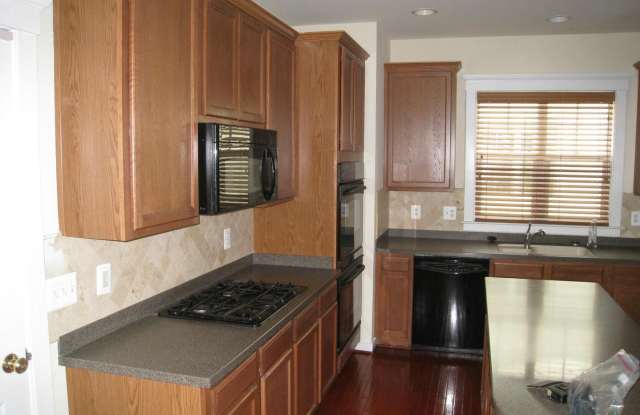 14273 CATBIRD DRIVE Gallery 2
