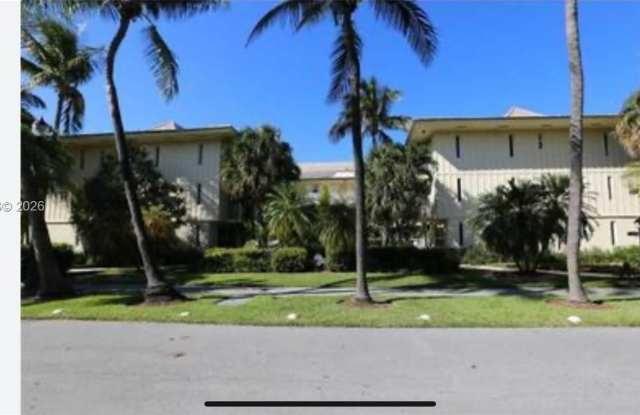 255 Sunrise Dr photos photos