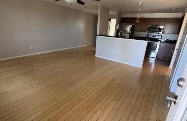 724 E DEVONSHIRE Avenue photos photos