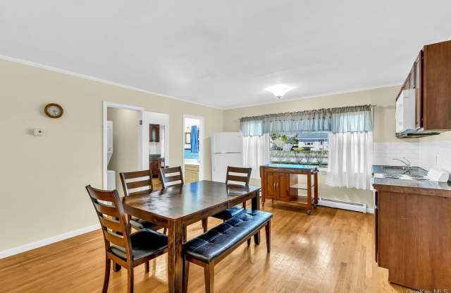 13 Argonne Road W Gallery 3