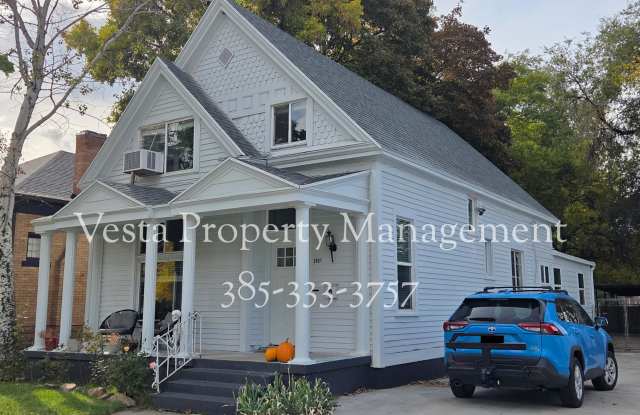 2521 Gramercy Avenue - 2 Gallery 2
