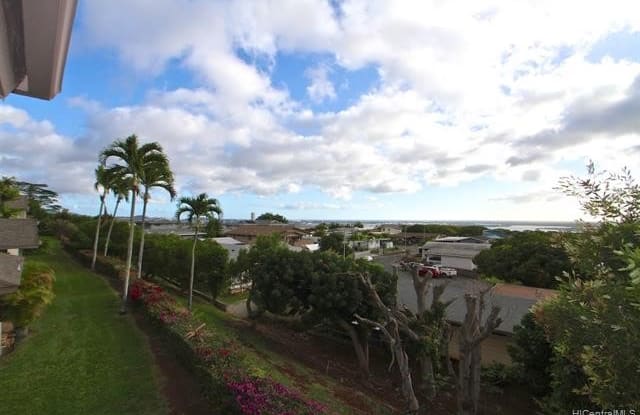 98-1696 Kaahumanu Street - 98-1696 Kaahumanu Street, Pearl City, HI 96782