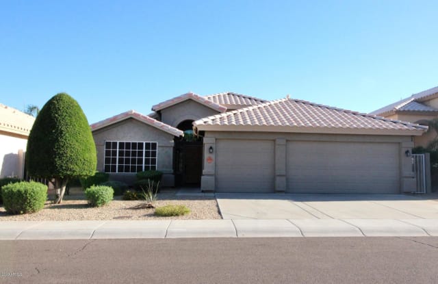 4419 E GOLD POPPY Way - 4419 East Gold Poppy Way, Phoenix, AZ 85044