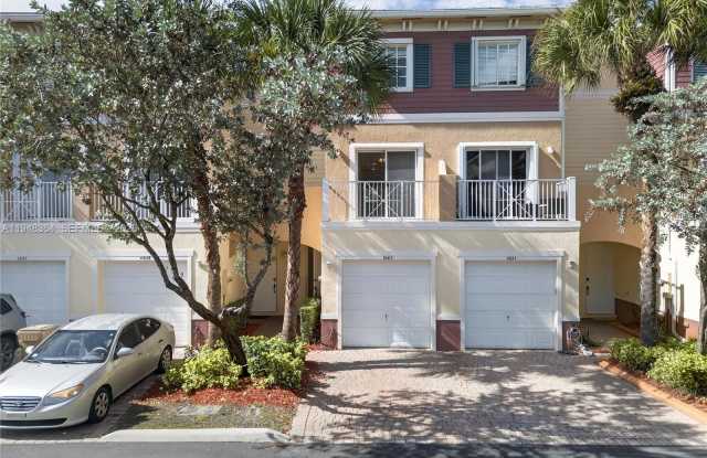 4645 SW 75th Way photos photos