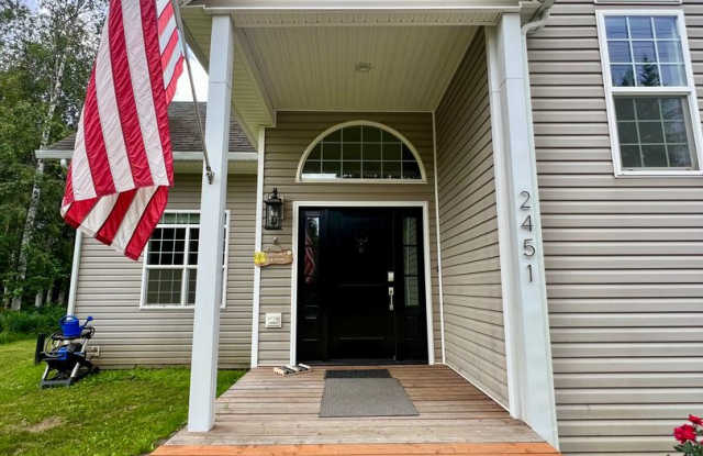 Stunning 3-Bedroom, 3-Bath Waterfront Home on the Chena River Gallery 4