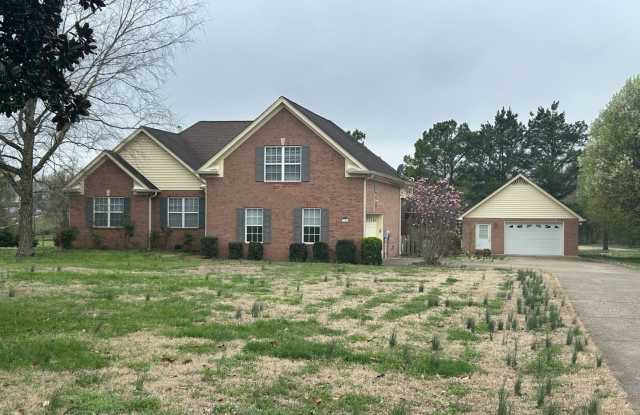 FOR LEASE- SINGLE FAMILY HOME MINUTES TO I-40 AND HWY 109! - 344 Martha-Leeville Road, Wilson County, TN 37090 FOR LEASE- SINGLE FAMILY HOME MINUTES TO I-40 AND HWY 109! - 344 Martha-Leeville Road, Wilson County, TN 37090