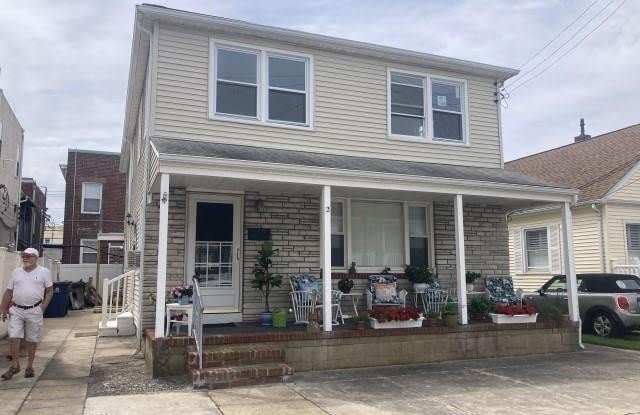 2 N Washington Ave photos photos