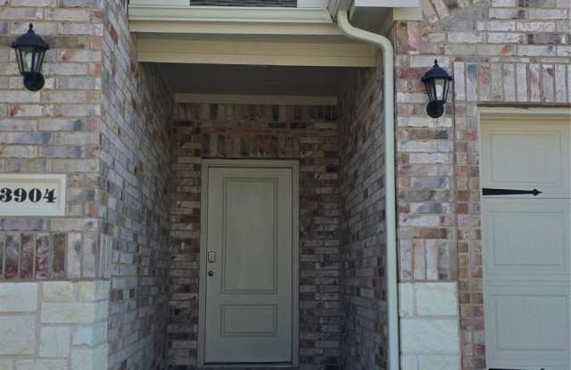 3904 Malachite Drive Gallery 2