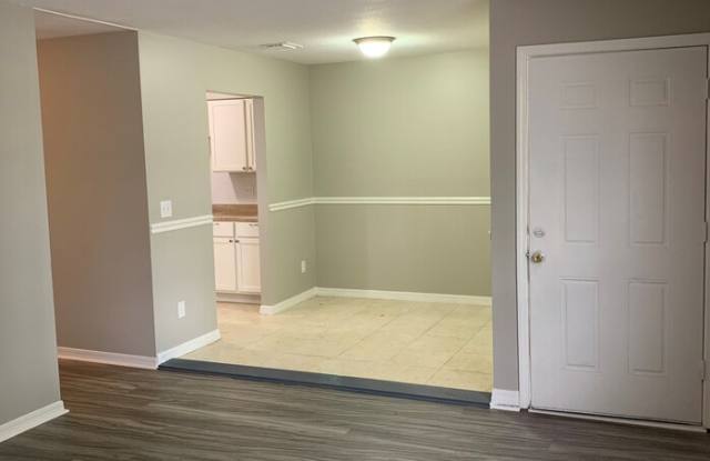 458 Crabapple Court Gallery 4