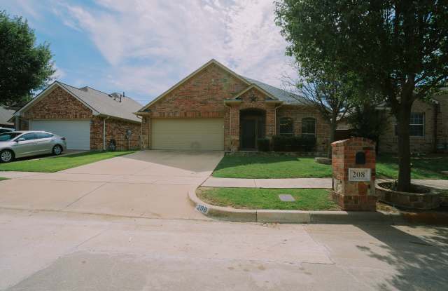 208 Sandpoint Drive - 208 Sandpoint Drive, Mansfield, TX 76063