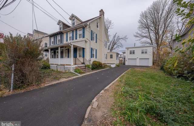 717 MILLER STREET photos photos