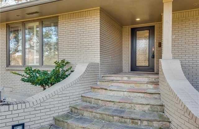 7538 Baxtershire Drive Gallery 3