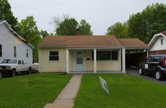 8630 Forest Ave photos photos