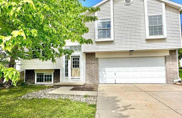 7407 S 176th Cir – 3 Bed/2 Bath in Millard School District | Fenced Yard, Deck, 2-Car Attached Garage Gallery 1