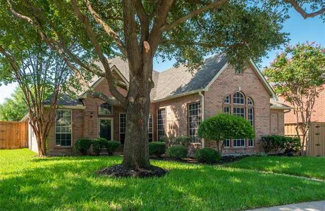 4104 Aldenham Drive Gallery 3
