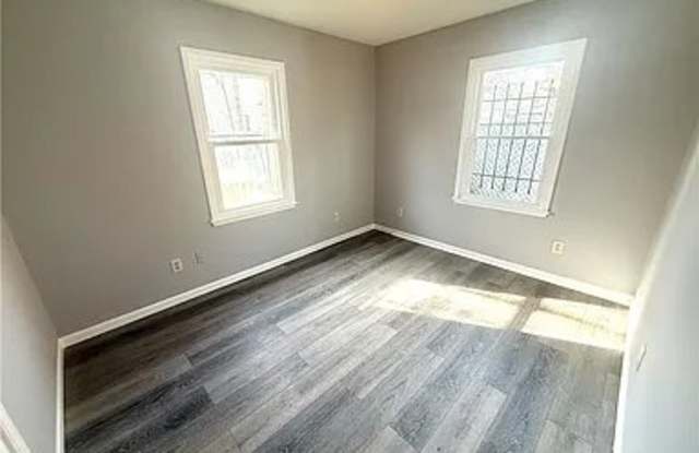 245 East Beechwood Avenue Gallery 2