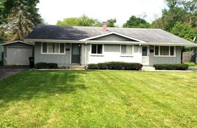 70 Pine Court - 70 Pine Court, Crystal Lake, IL 60014