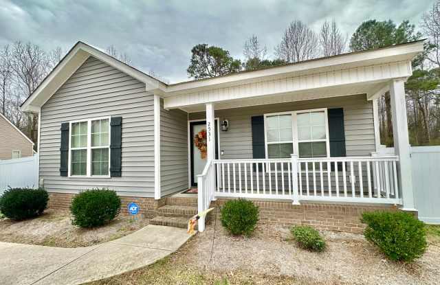 3 BD, 2 BA Home in Wilson photos photos