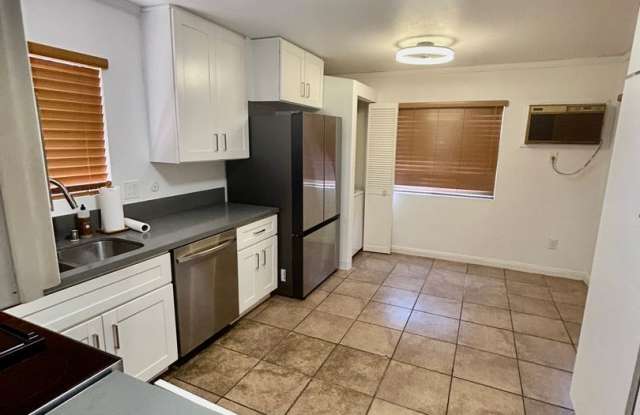 Spacious 2BD/2BA Condo in Del Cerro near SDSU - Available Now! - Only $3,000/mo! Gallery 3