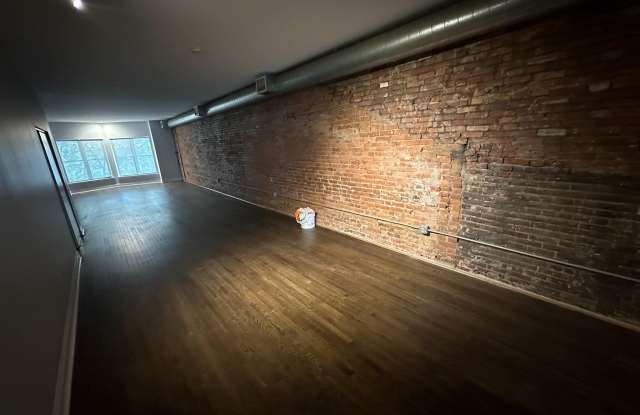 104-6 S 13TH Street Gallery 4