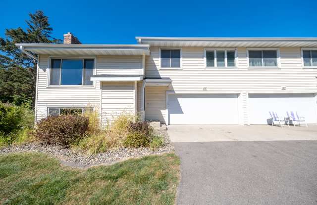 16068 Foliage Ave. W. - 16068 Foliage Avenue, Lakeville, MN 55068