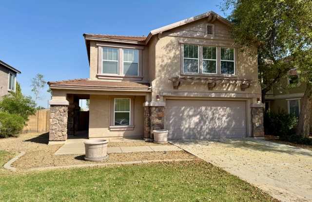 4 Bedroom 3 Bathroom Home in Surprise! Has Loft & Additional Office/Den! photos photos