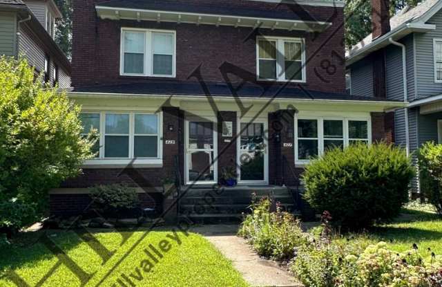 429 Washington Ave photos photos