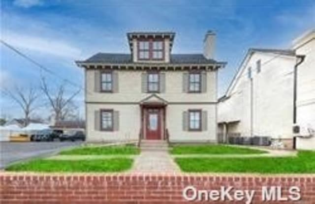 6278 Northern Blvd - 6278 North Hempstead Tpke, East Norwich, NY 11732