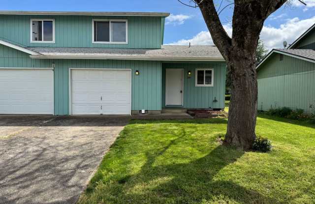 2 bedroom 1.5 bathroom duplex in Springfield! photos photos 2 bedroom 1.5 bathroom duplex in Springfield! photos photos