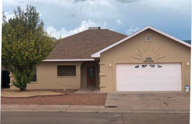 Beautiful 3 bedroom 3 bath home! photos photos