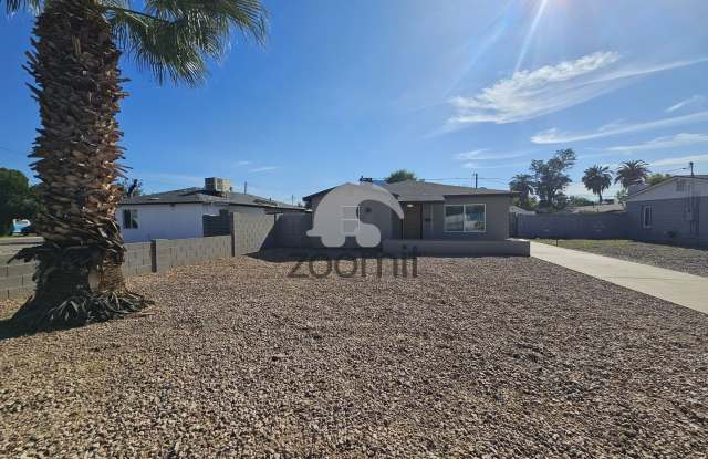 COMING SOON DECEMBER 2026! Charming Home 3 bedrooms 1 bath Large Yard. Gallery 4