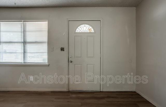 1309 Hickory Lane Gallery 3