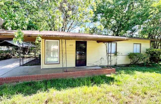 2433 Shepard – Cozy & Updated 3 Bed / 1 Bath Home | photos photos
