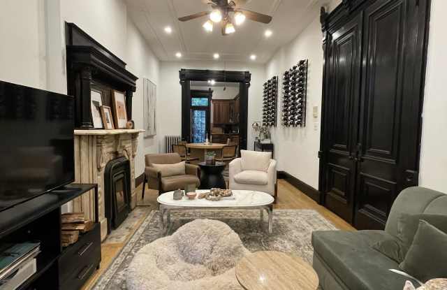 47 Monroe Street Gallery 3