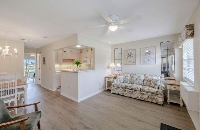 44 Woodland Drive unit: 204 photos photos