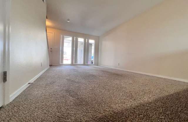 Douglas - 6533 Gallery 4