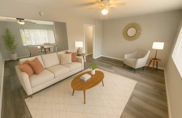 Cozy 2BD/1BA Available for Rent! (Upstairs) photos photos