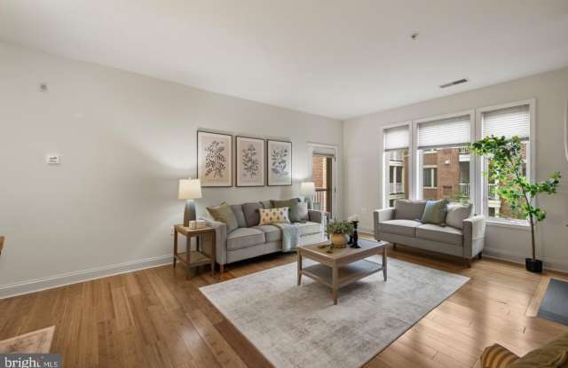 10205 WINCOPIN Circle Gallery 4