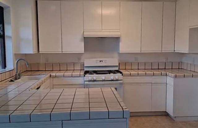 366 East 15th Street Unit C - 366 East 15th Street, Costa Mesa, CA 92627