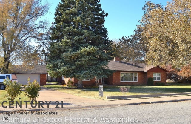 5319 S 2000 W - 5319 South 2000 West, Roy, UT 84067