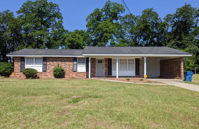 609 Waters Drive - 609 Waters Drive, Vidalia, GA 30474