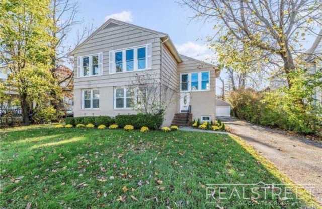 41 Spruce St photos photos