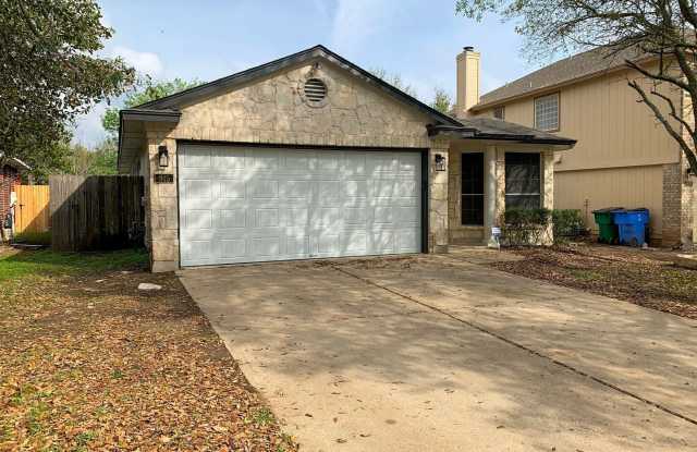 915 Kirtomy Loop Gallery 2
