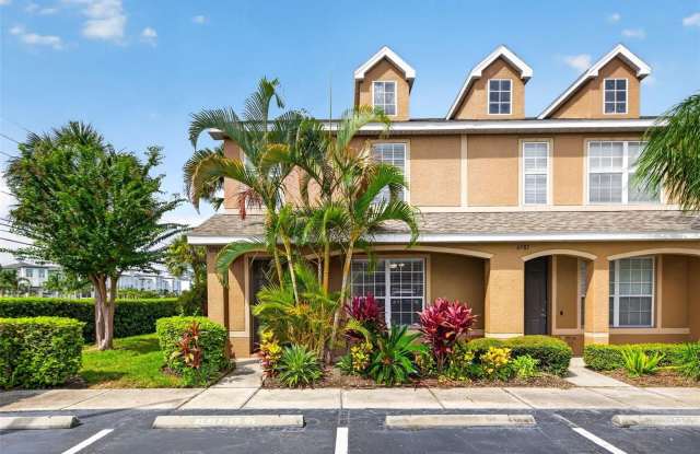 6585 MARLBERRY Way Gallery 1