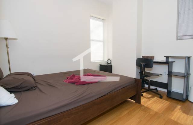 Nicely updated 4 bed for September! Gallery 4