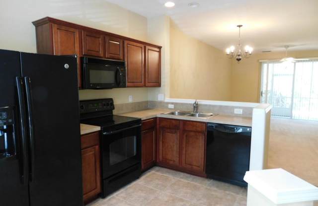 3514 SUMMERLIN LN N Gallery 3