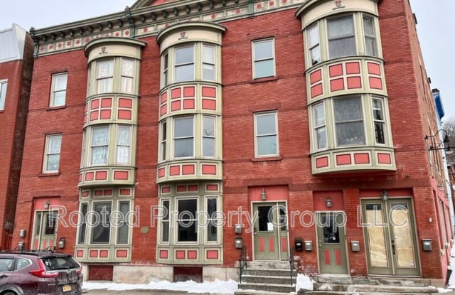 6 Hill St - 6 Hill Street, Troy, NY 12180