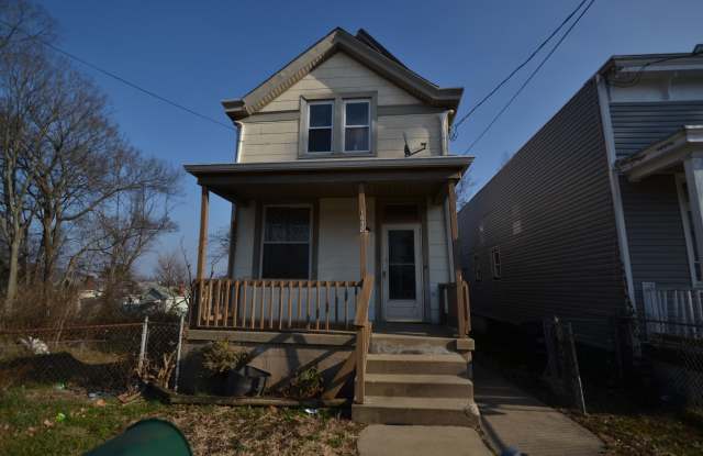 2 bed 1 bath house in Price Hill photos photos