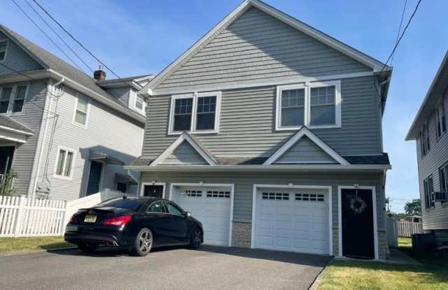 219 2Nd Ave photos photos